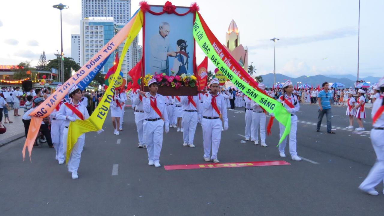 Hotel Hong Hac Nha Trang Kültér fotó
